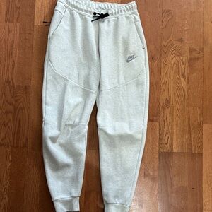Nike Tech Light Gray Sweatpants